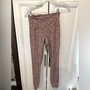 Athleta Elation High Rise | pink leopard print | size xs